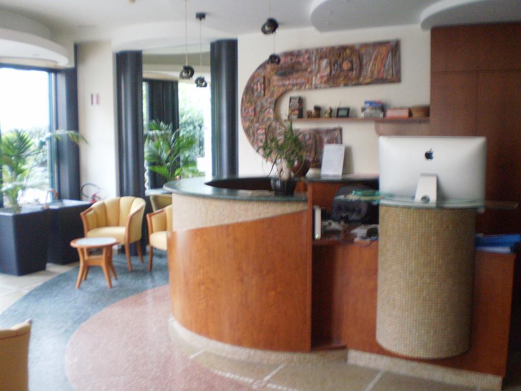 Hotel La Perla Roseto Degli Abruzzi Exterior foto